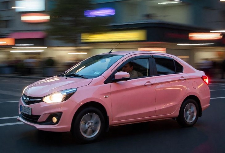 Voiture Yo-Mobil 